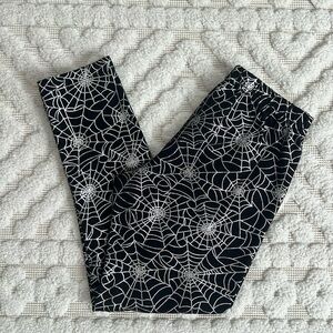Halloween Metallic Spider Web Leggings size Medium 7/8